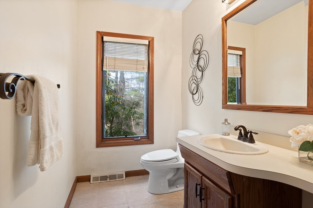 1196 North Road Carlisle, MA 01741 - Photo 13 of 42 Gallery Image 13