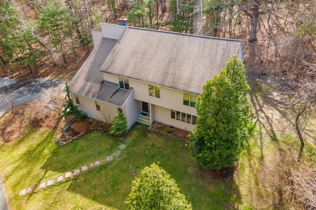 1196 North Road Carlisle, MA 01741 - Photo 6 of 42 Gallery Image 6