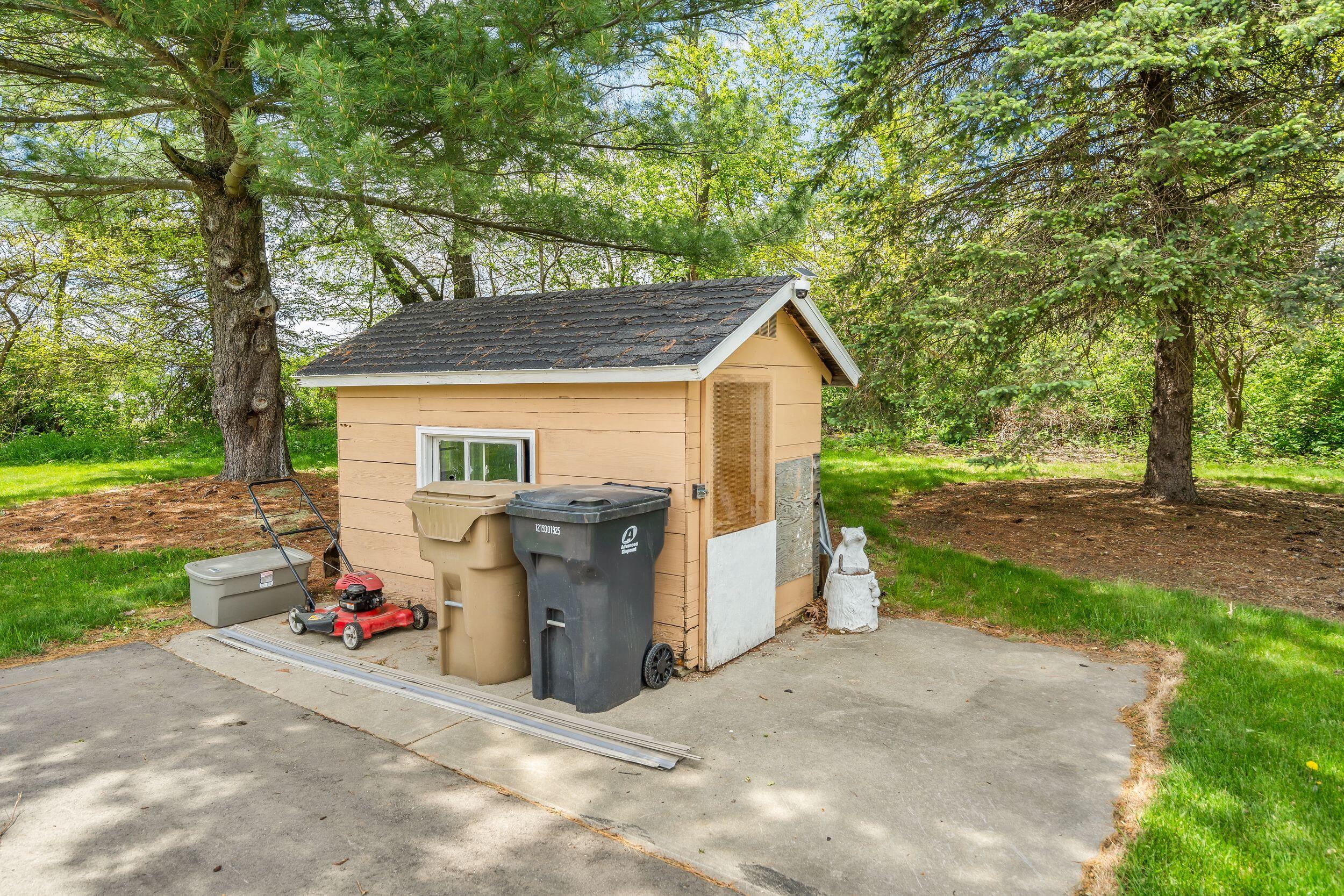 4613 West Rutland Road Rutland, WI 53521 - Photo 11 of 57 Exterior_03734