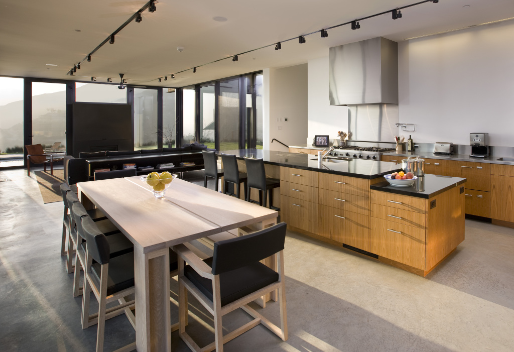 896 Toro Canyon Road Montecito, CA 93108 - Photo 7 of 9 Kitchen