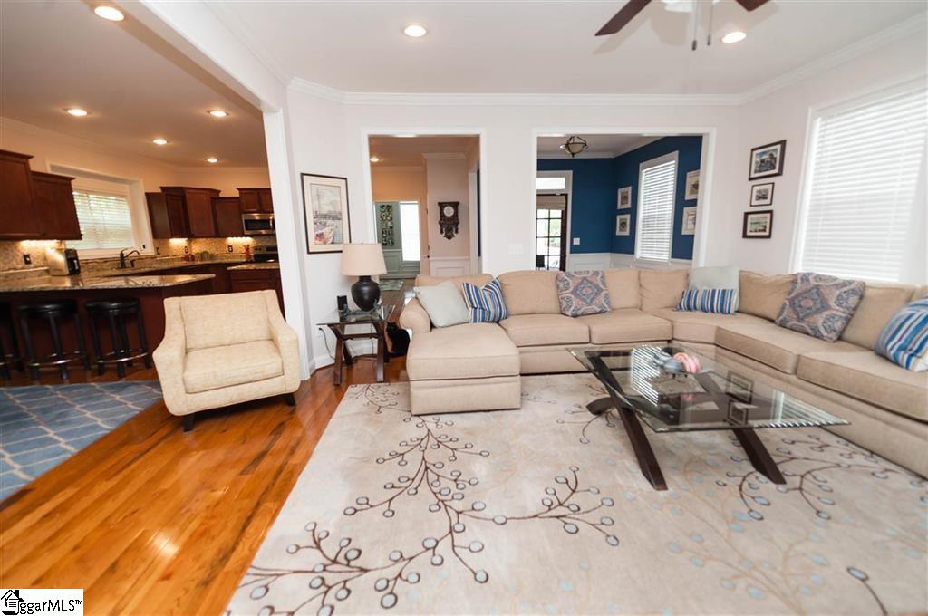 100 Battery Point Circle Simpsonville, SC 29681 - Photo 4 of 34 Gallery Image 4