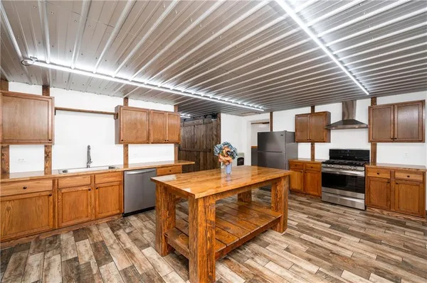 $613,999 | 209 Channing Lane, Fenelton, PA 16034