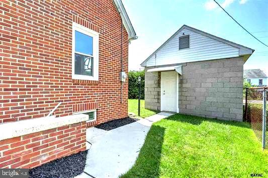 8 Monroe Street Hanover, PA 17331 - Photo 35 of 36 Gallery Image 35