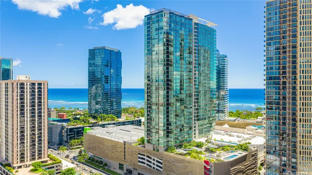 $890,000 | 1001 Queen Street, Unit 3907, Honolulu, HI 96814