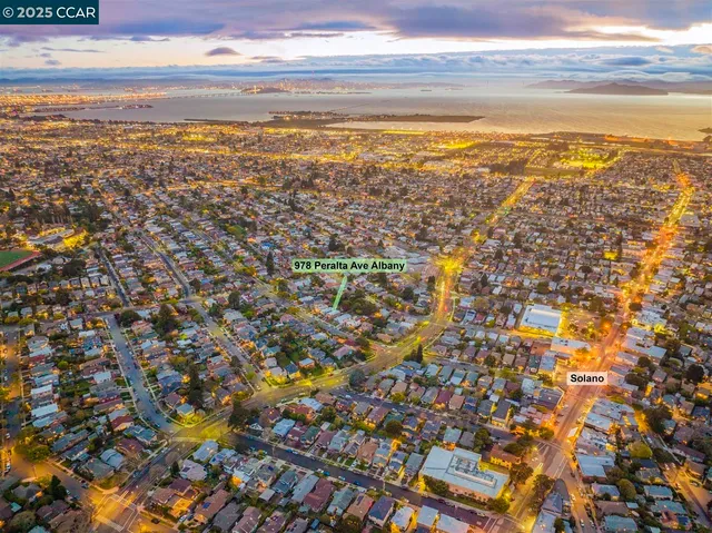 $899,000 | 978 Peralta Avenue, Albany, CA 94706