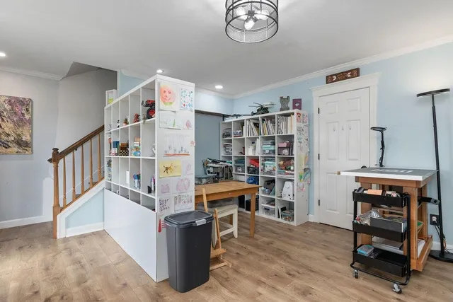 a view of a workspace with furniture