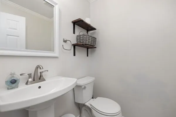 $365,000 | 124 Wexford Street, Staunton, VA 24401