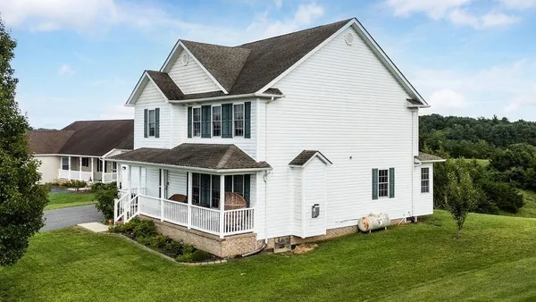 $365,000 | 124 Wexford Street, Staunton, VA 24401