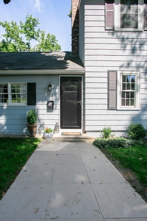 103 County Road Reading, MA 01867 - Photo 15 of 39 Gallery Image 15