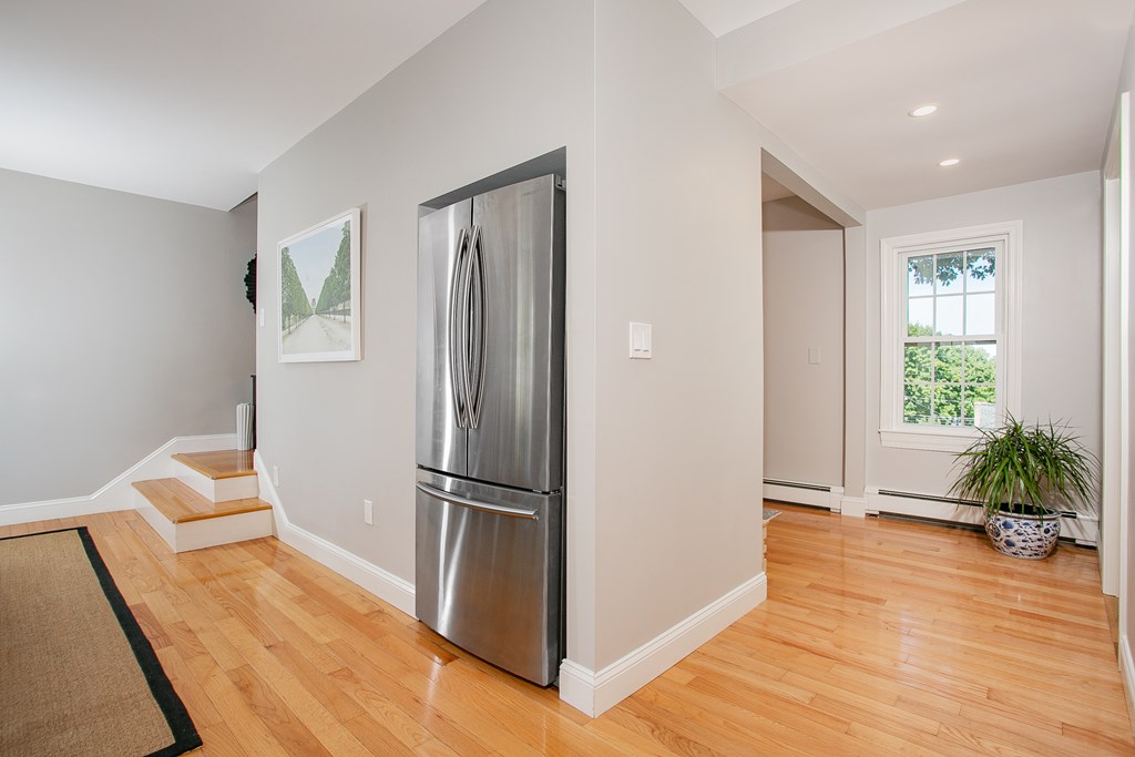 103 County Road Reading, MA 01867 - Photo 28 of 39 Gallery Image 28