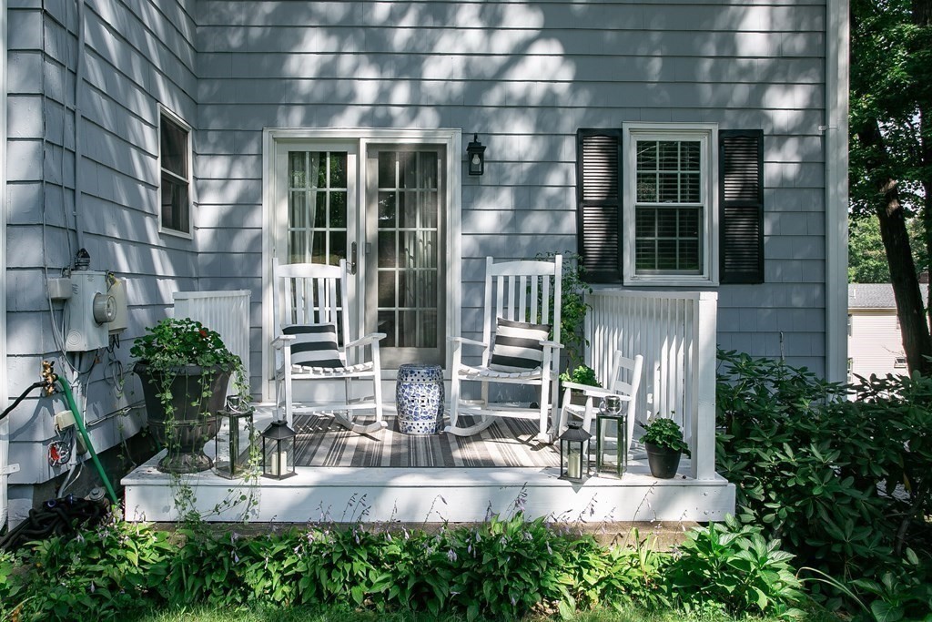 103 County Road Reading, MA 01867 - Photo 7 of 39 Gallery Image 7