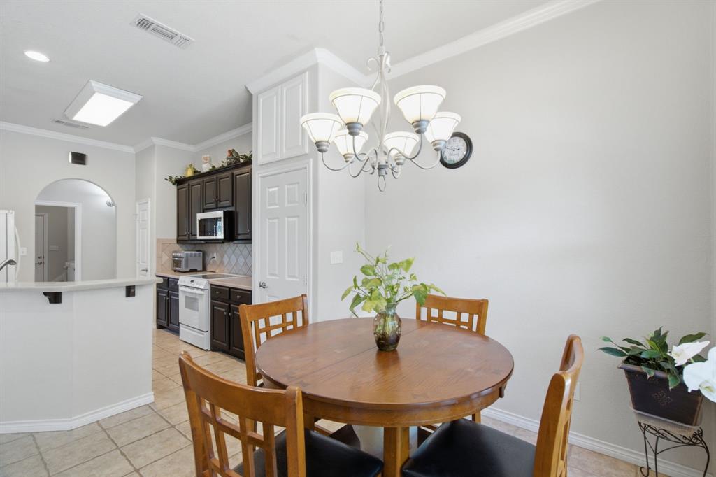 550 Christenberry Road Springtown, TX 76082 - Photo 15 of 36
