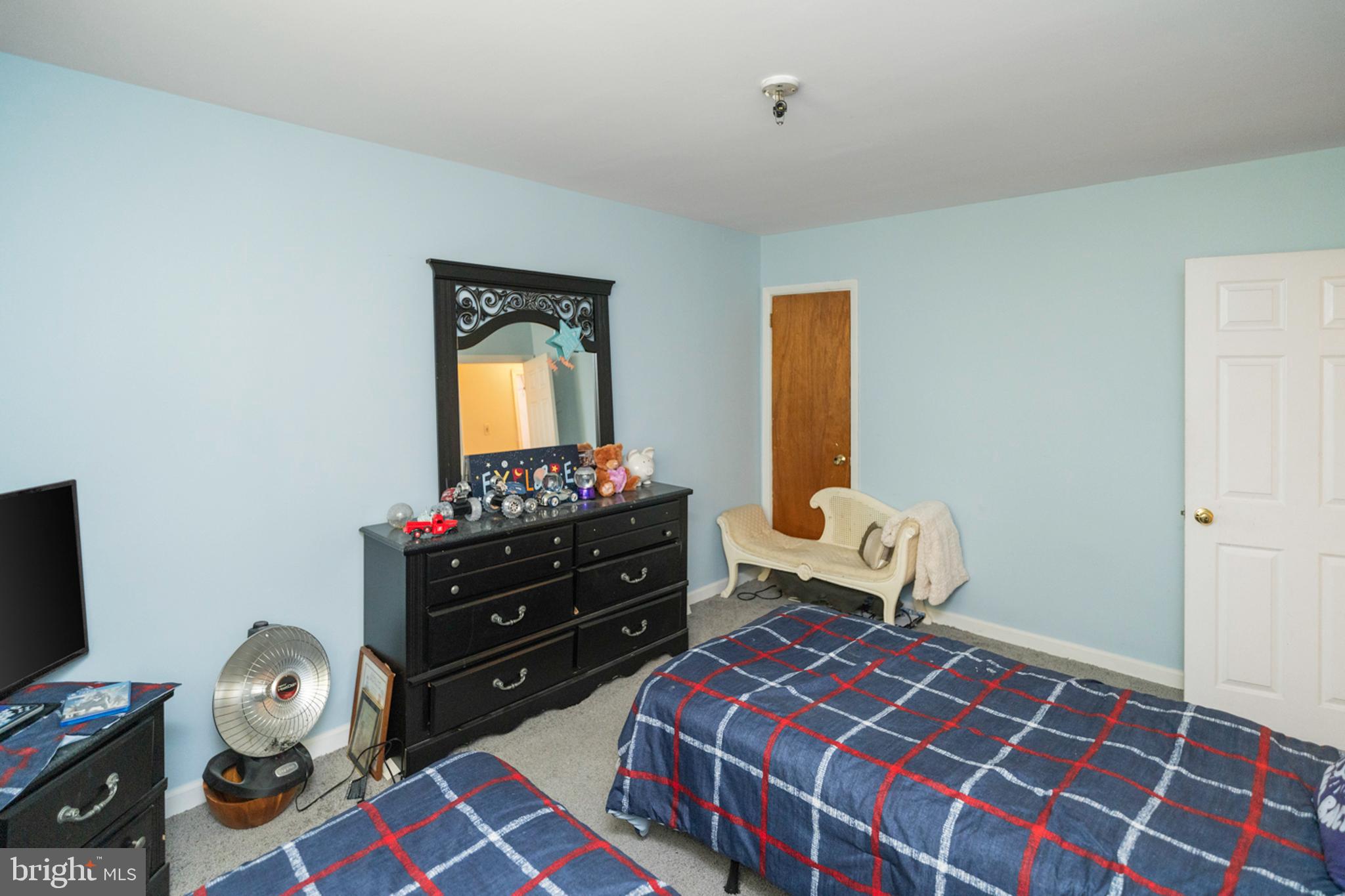 11742 Colman Road Philadelphia, PA 19154 - Photo 8 of 13 Bedroom 1