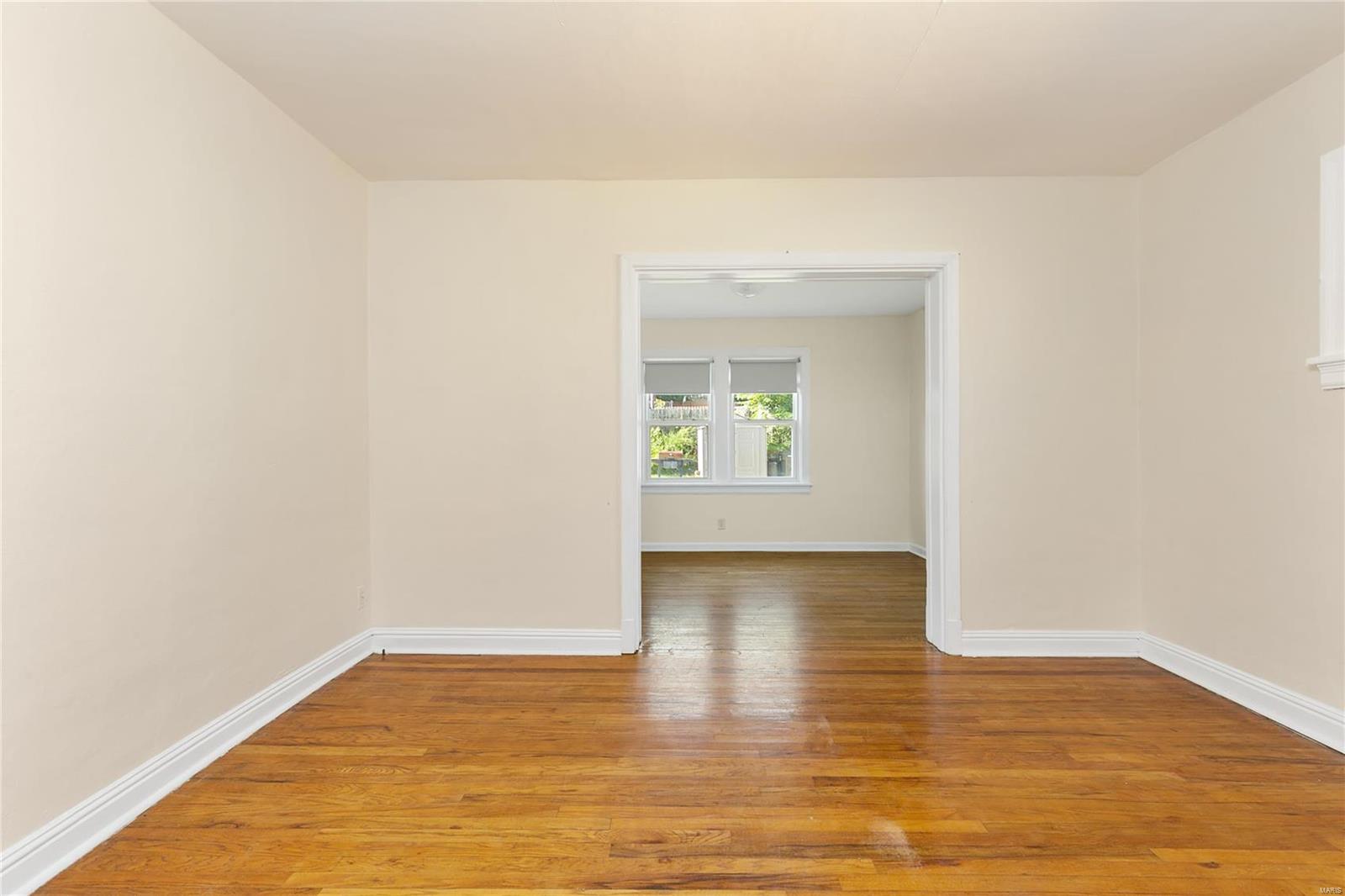 5504 Heege Road St. Louis, MO 63123 - Photo 11 of 19 Gallery Image 11