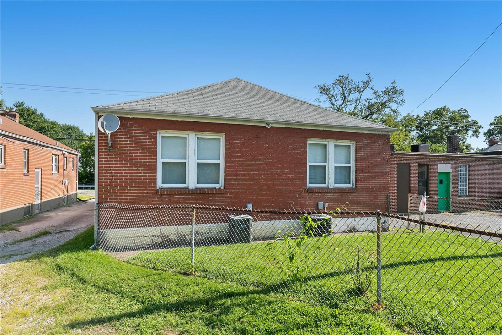 5504 Heege Road St. Louis, MO 63123 - Photo 17 of 19 Gallery Image 17
