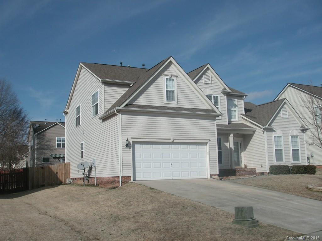 312 Altovista Court Fort Mill, SC 29708 - Photo 1 of 24 a view of a white house