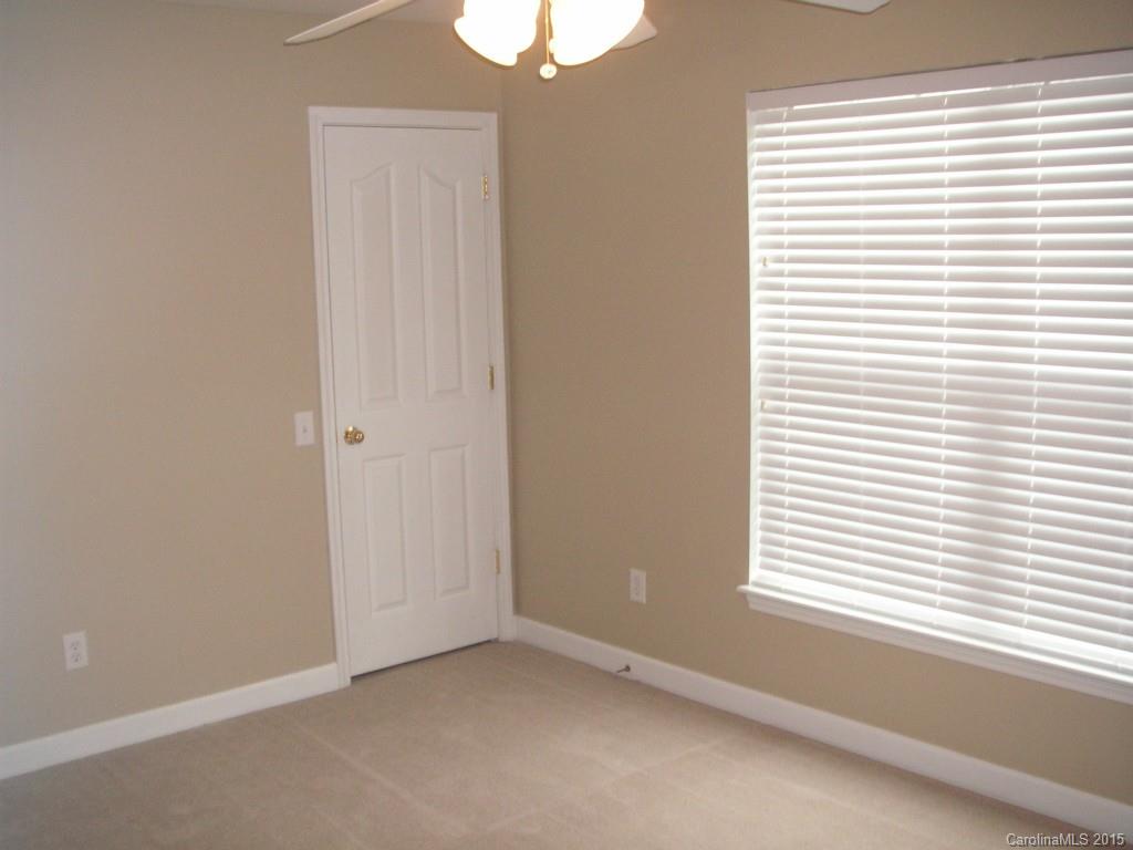 312 Altovista Court Fort Mill, SC 29708 - Photo 16 of 24 an empty room with a window