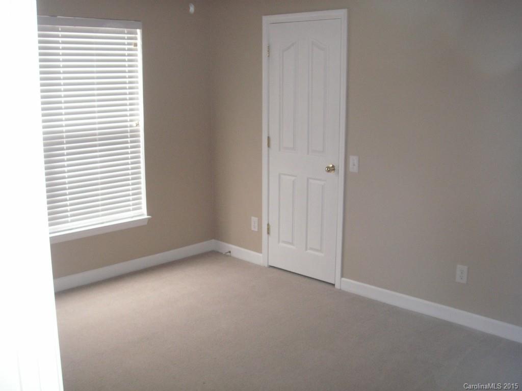 312 Altovista Court Fort Mill, SC 29708 - Photo 18 of 24 an empty room with a window