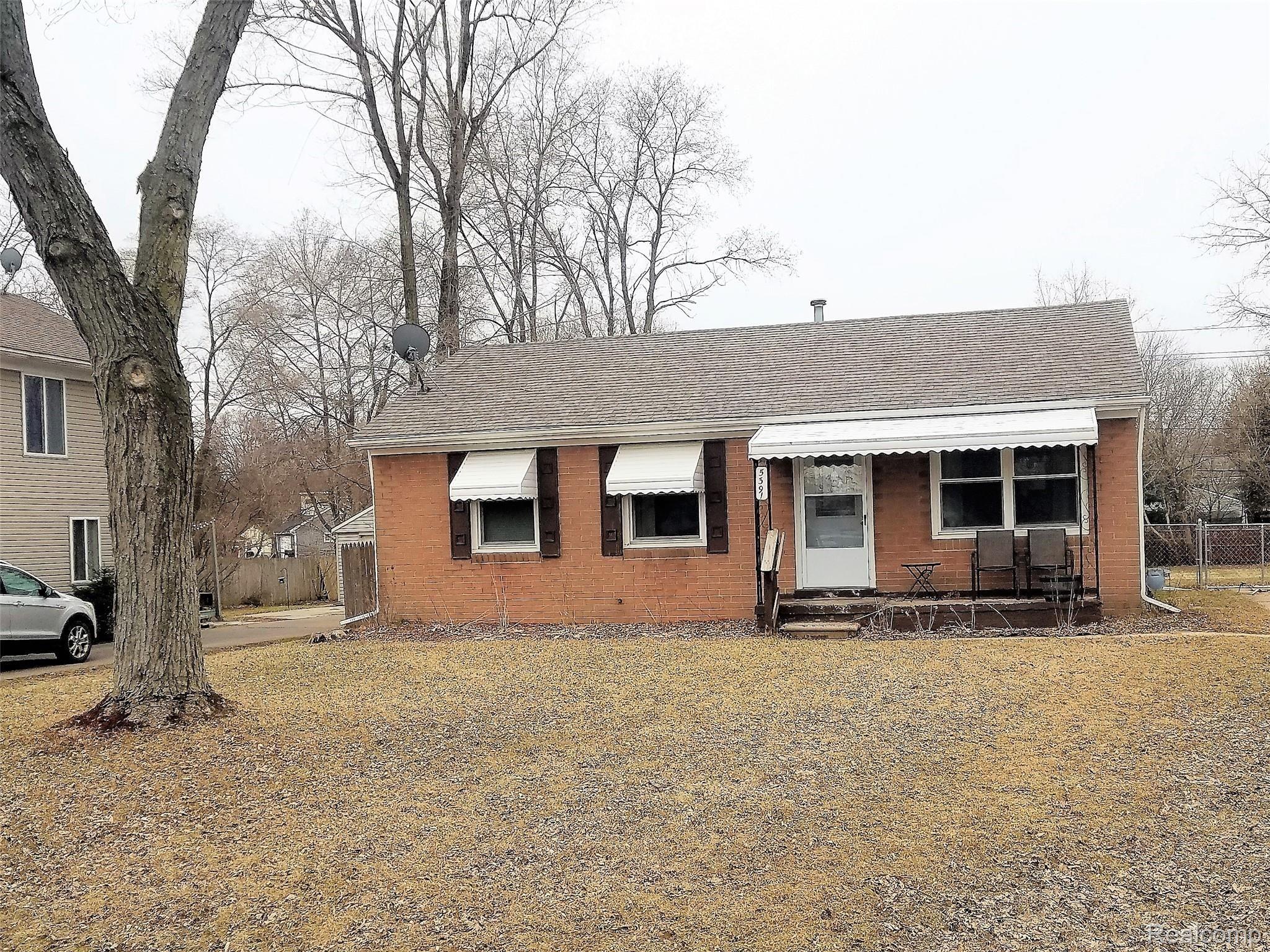 5391 Sashabaw Road Clarkston, MI 48346 - Photo 1 of 14 cropped.jpg