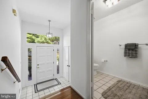 $799,900 | 5904 Valerian Lane, Rockville, MD 20852
