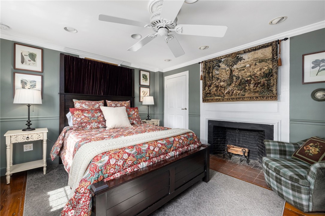 15 Division Street Warwick, RI 02818 - Photo 25 of 50