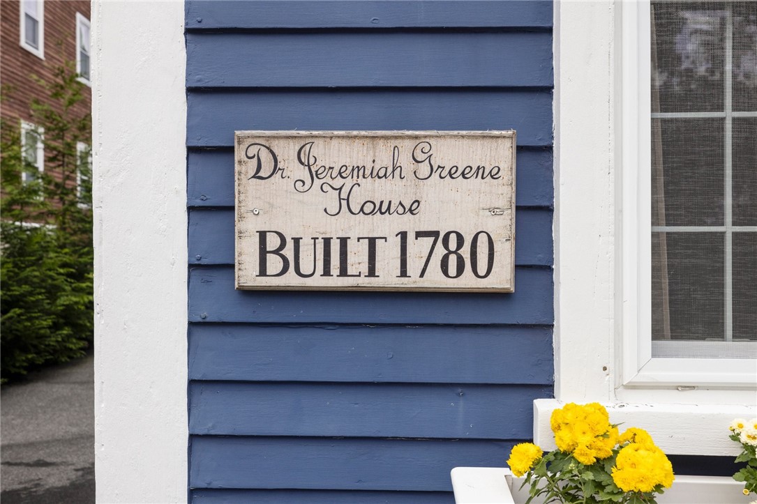 15 Division Street Warwick, RI 02818 - Photo 4 of 50