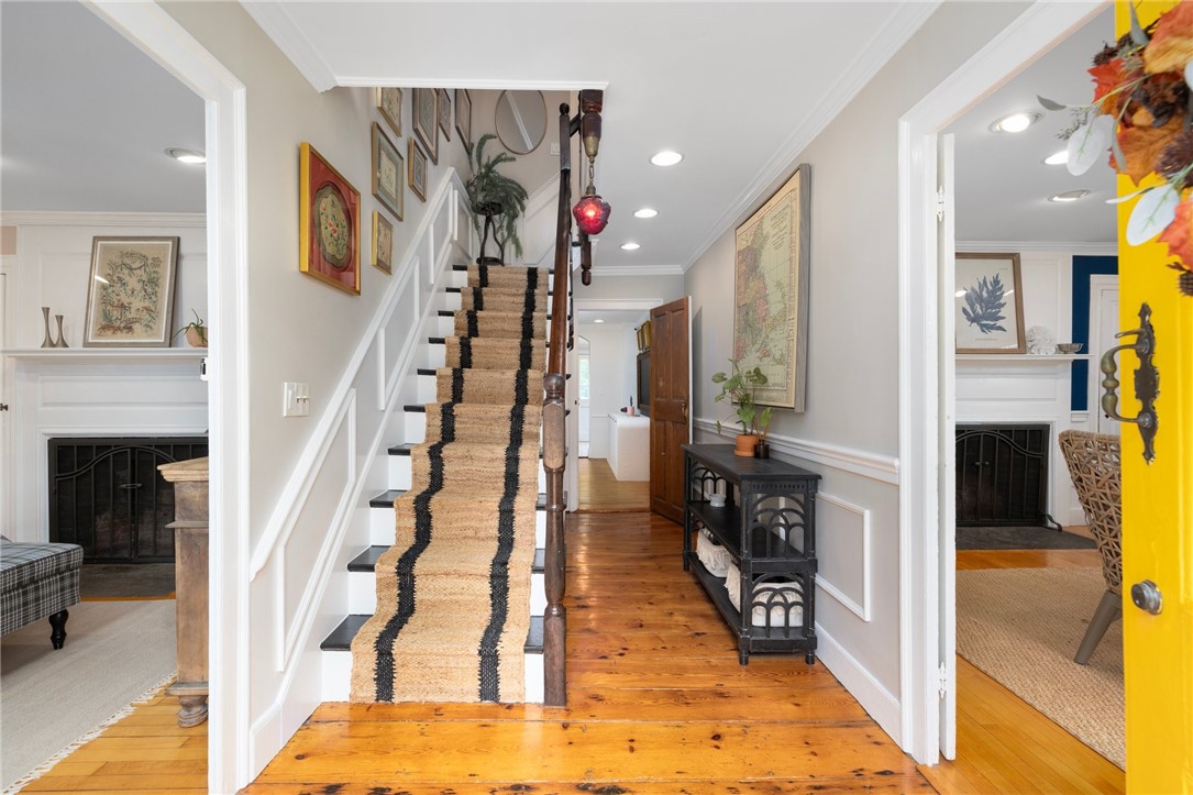 15 Division Street Warwick, RI 02818 - Photo 9 of 50