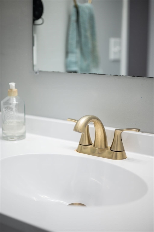 381 Linebrook Road Ipswich, MA 01938 - Photo 13 of 42