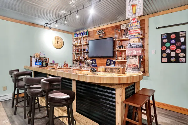 $795,000 | 1947 West 1100 North, Knightstown, IN 46148