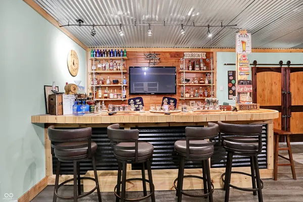 $795,000 | 1947 West 1100 North, Knightstown, IN 46148