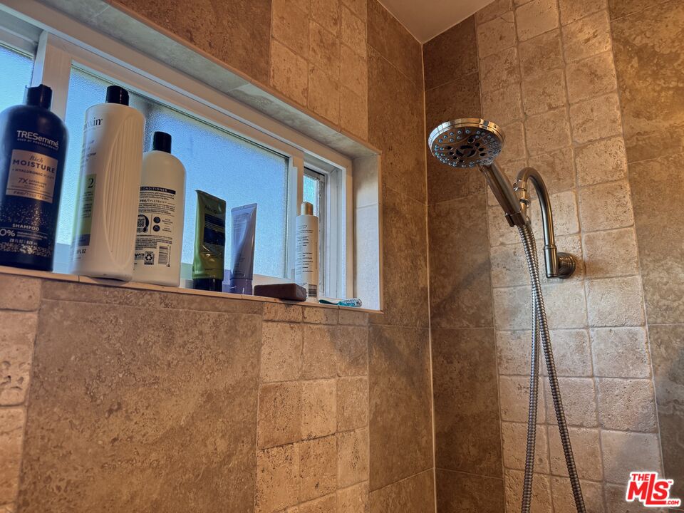 2639 6th Street Santa Monica, CA 90405 - Photo 18 of 22 a view of a brick house with shower