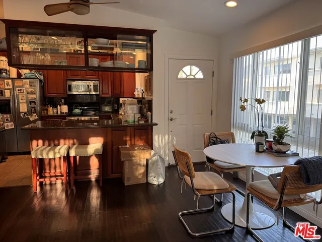 $4,700 | 2639 6th Street, Santa Monica, CA 90405