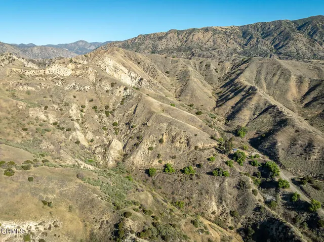 $699,996 | 9701 Foothill Boulevard, Lakeview Terrace, CA 91342