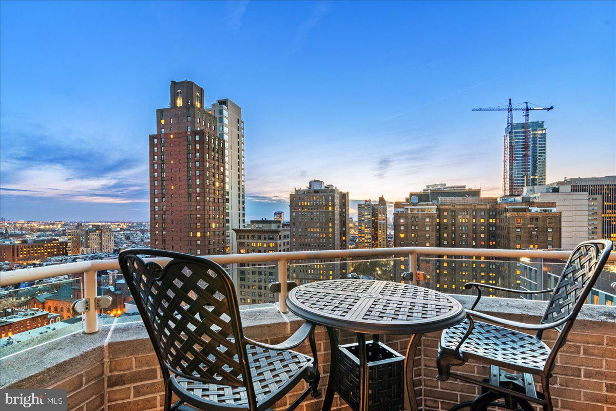 1601 Locust Street, Unit PH1 Philadelphia, PA 19102 - Photo 21 of 55 Patio 2 with Western Views