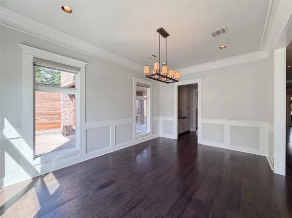 $1,455,000 | 3910 Childress Street, Houston, TX 77005