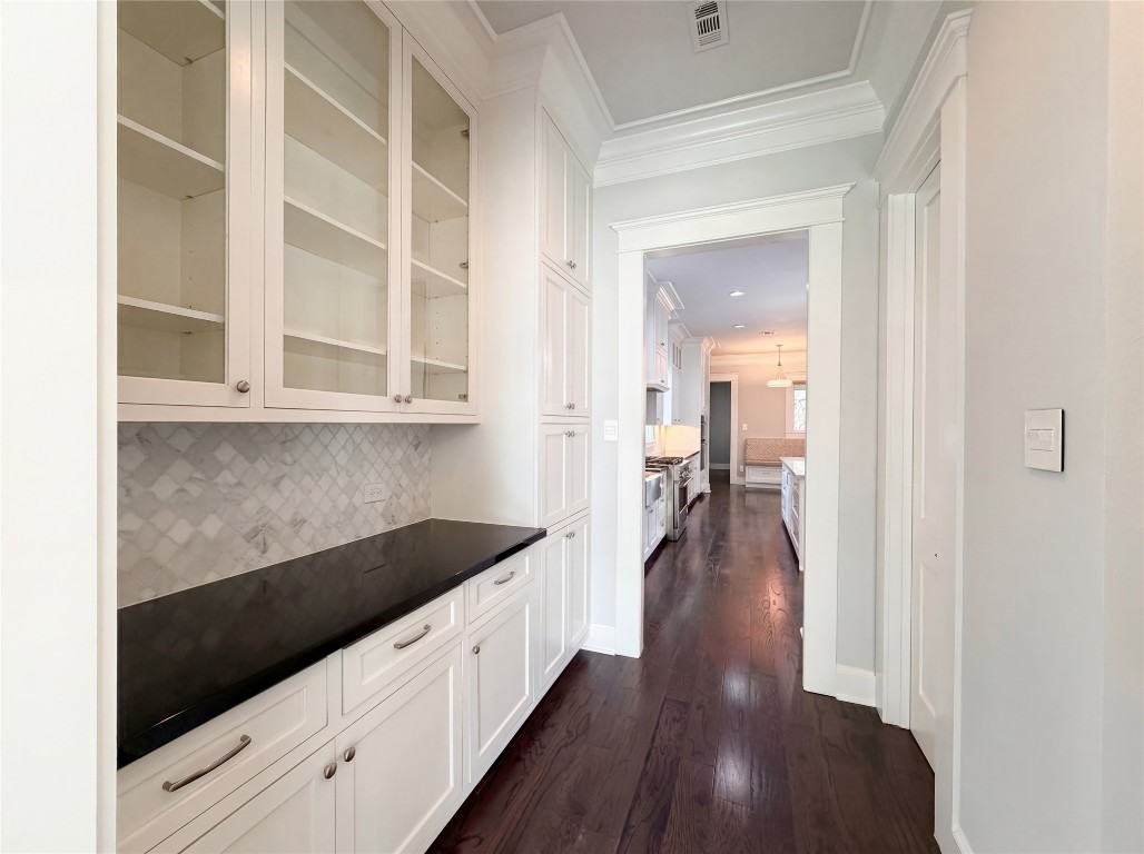 3910 Childress Street Houston, TX 77005 - Photo 12 of 36