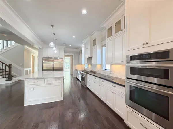 $1,455,000 | 3910 Childress Street, Houston, TX 77005