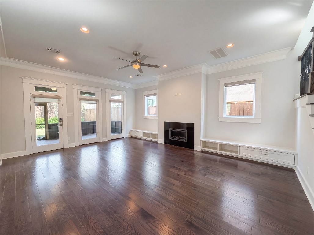 3910 Childress Street Houston, TX 77005 - Photo 3 of 36