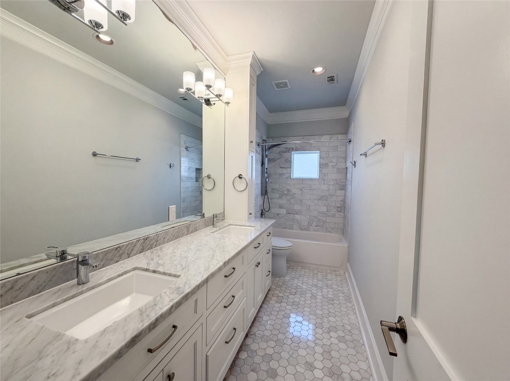 3910 Childress Street Houston, TX 77005 - Photo 33 of 36