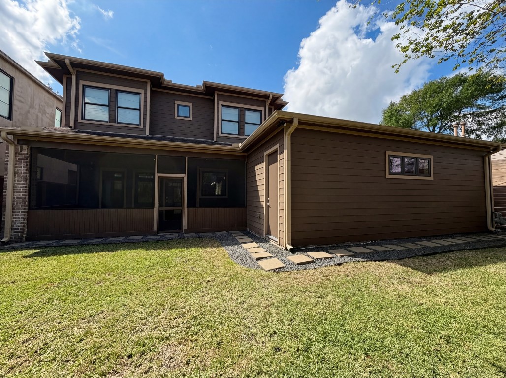 3910 Childress Street Houston, TX 77005 - Photo 5 of 36