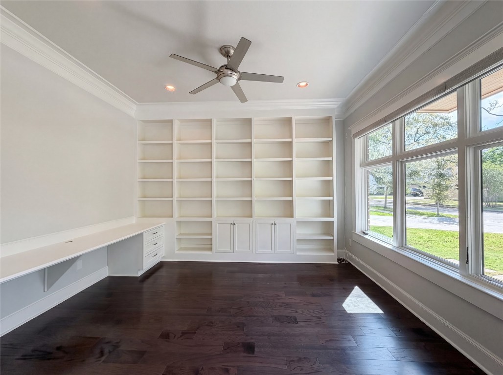 3910 Childress Street Houston, TX 77005 - Photo 9 of 36