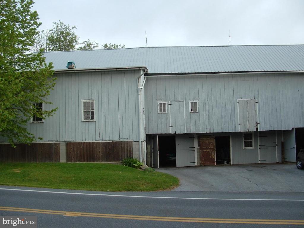 641 West Brubaker Valley Road Lititz, PA 17543 - Photo 11 of 17