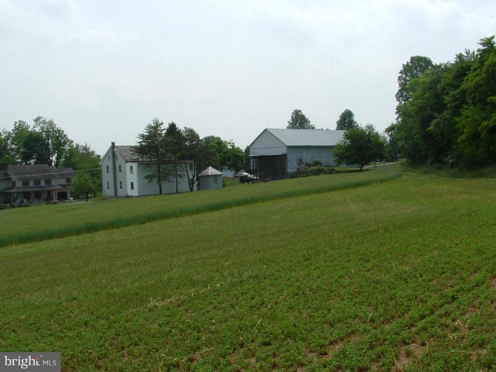 641 West Brubaker Valley Road Lititz, PA 17543 - Photo 3 of 17