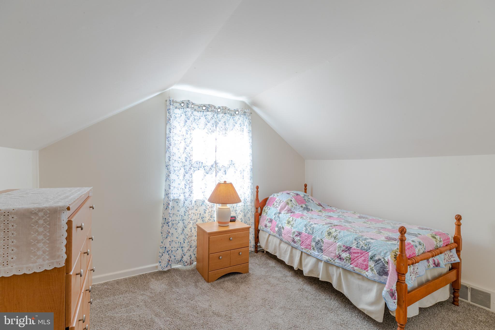 529 Glendale Road Havertown, PA 19083 - Photo 11 of 17 Gallery Image 11