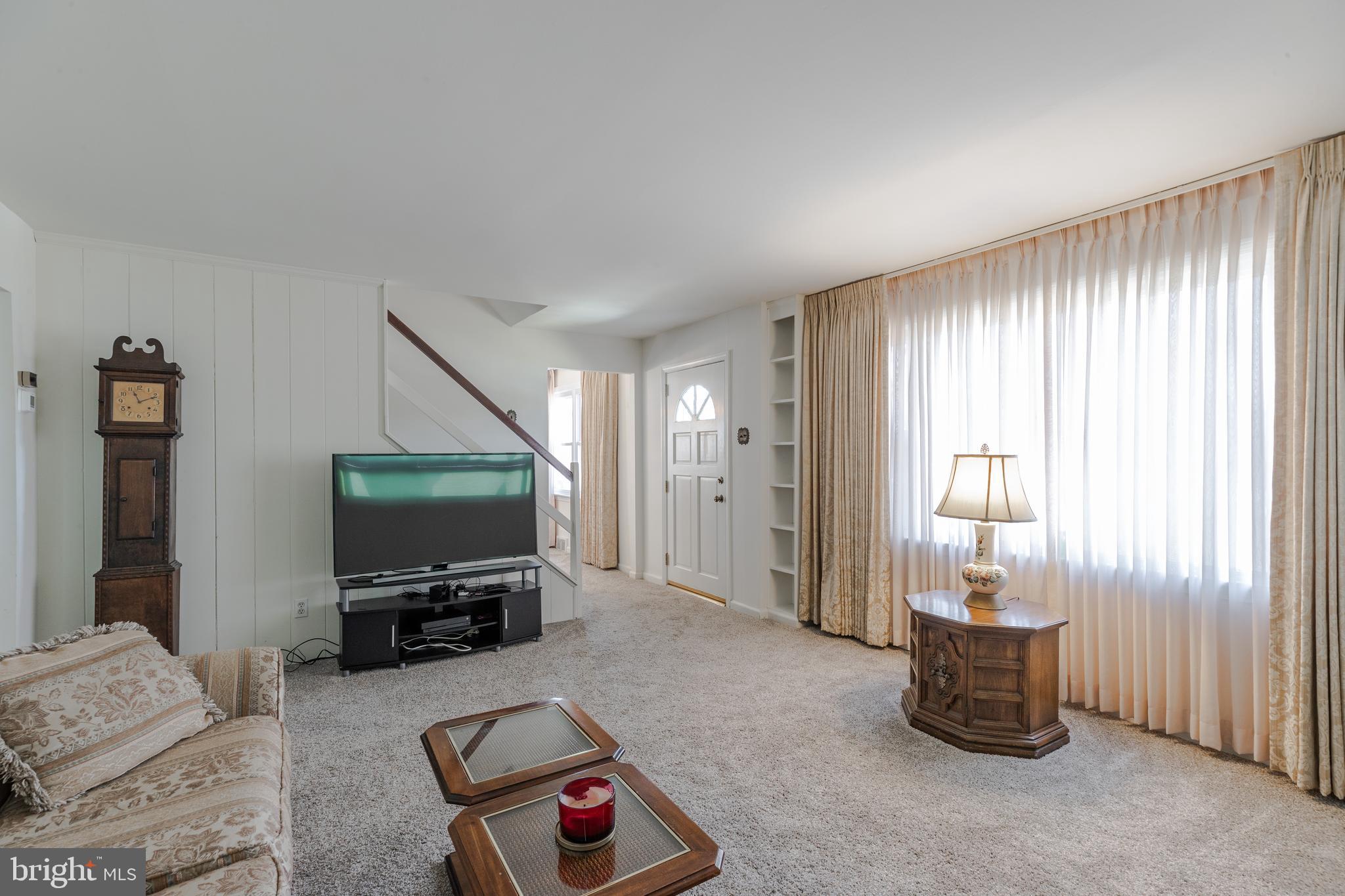 529 Glendale Road Havertown, PA 19083 - Photo 4 of 17 Gallery Image 4