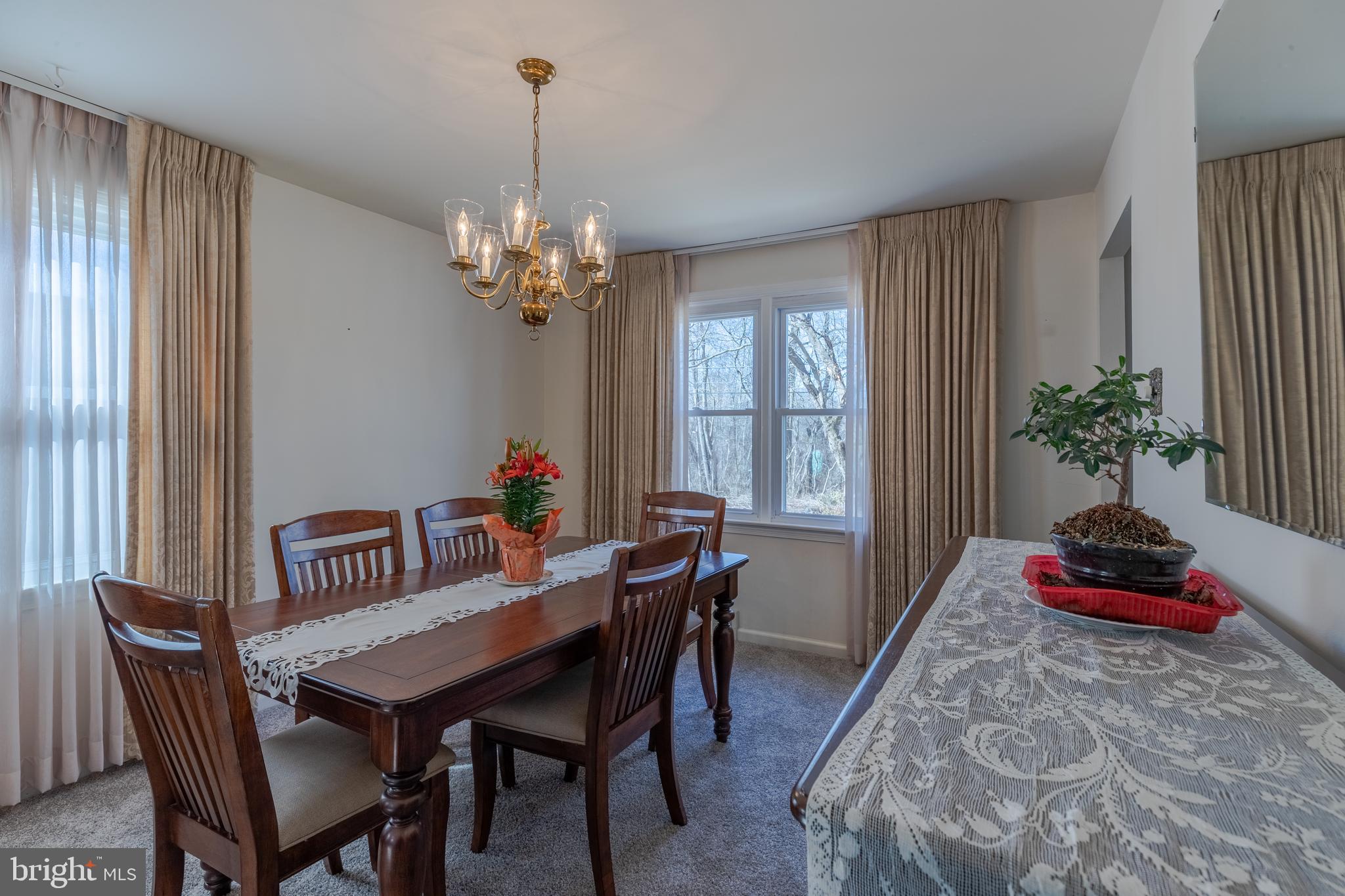 529 Glendale Road Havertown, PA 19083 - Photo 6 of 17 Gallery Image 6