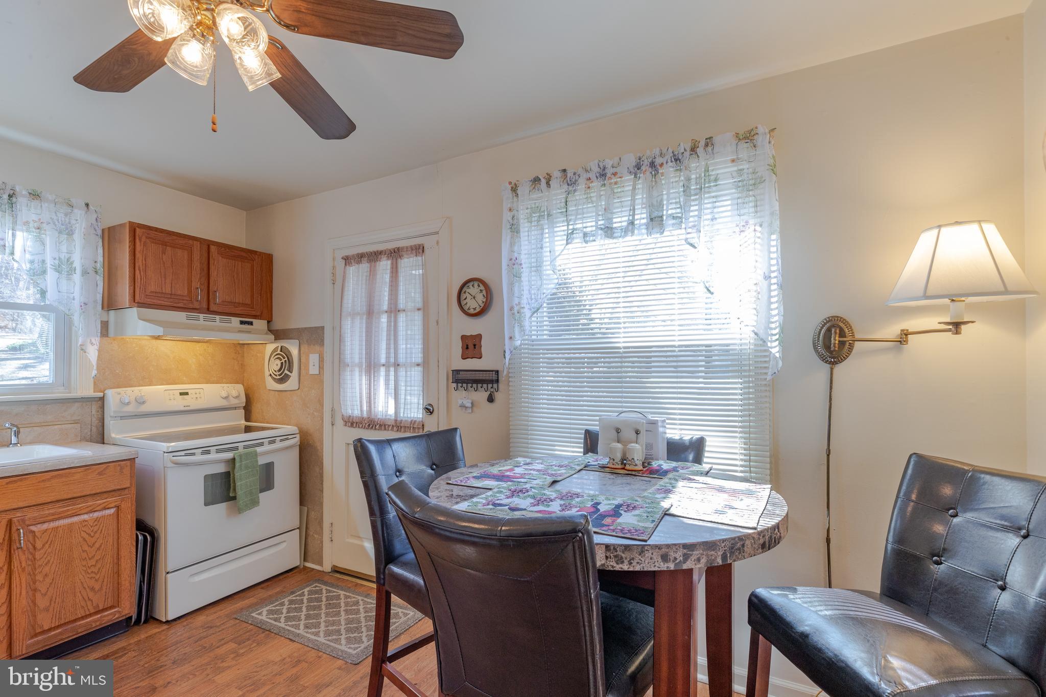 529 Glendale Road Havertown, PA 19083 - Photo 8 of 17 Gallery Image 8