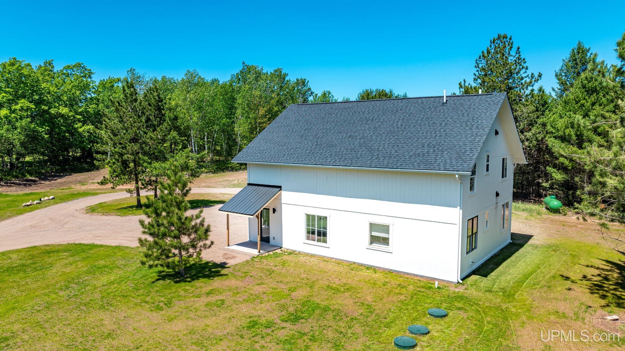 13566 Liminga Road Atlantic Mine, MI 49905 - Photo 6 of 42 Gallery Image 6