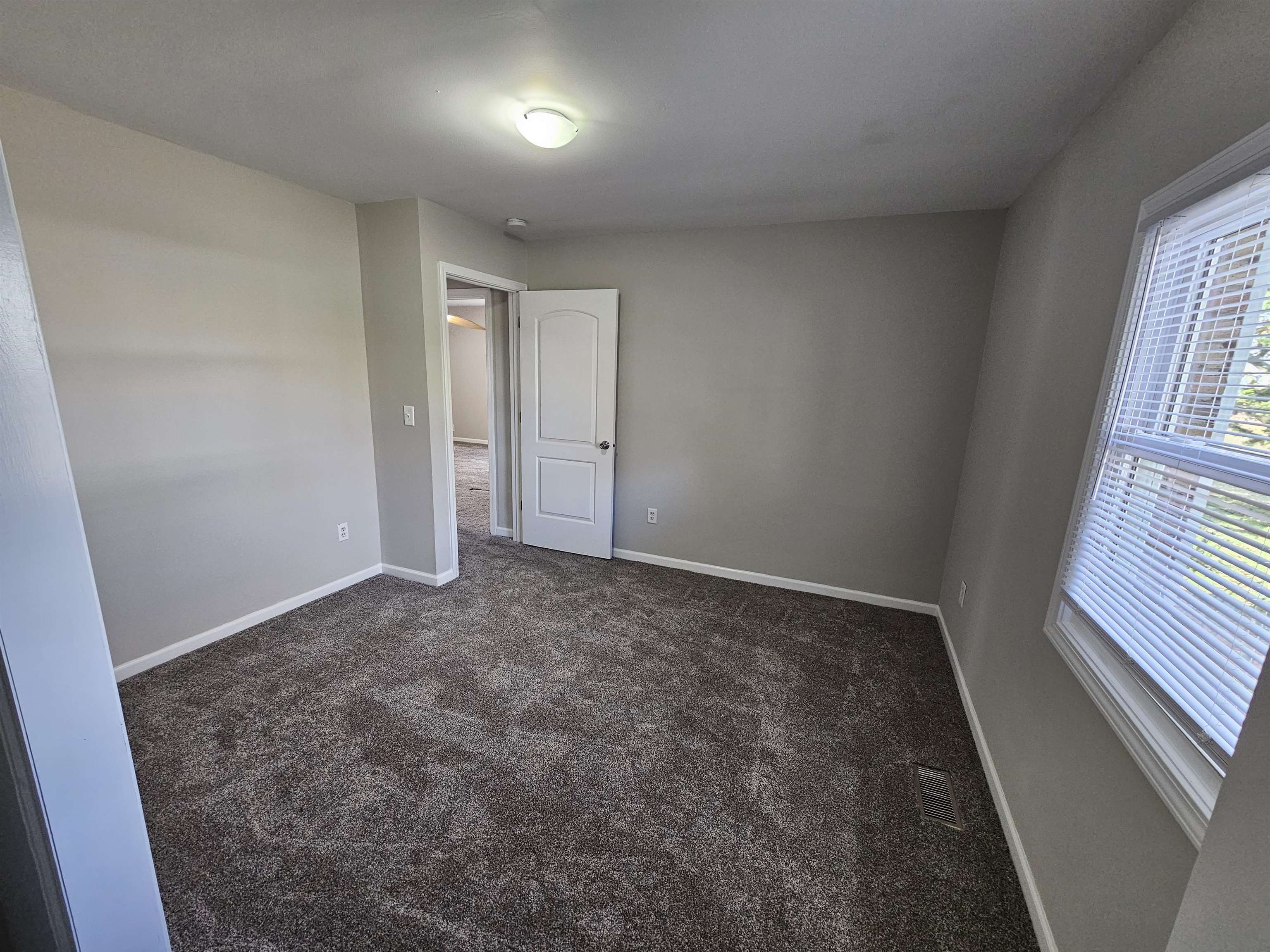 10496 East Burt Road Birch Run, MI 48415 - Photo 21 of 48 50126385-21.JPG