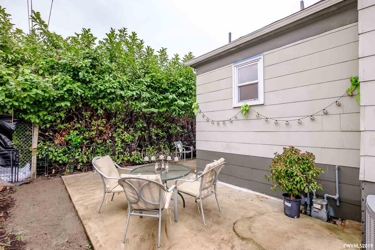 629 Southeast Montgomery Street Albany, OR 97321 - Photo 37 of 42